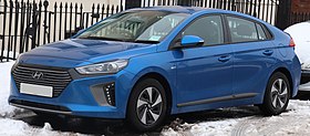 2018 Hyundai Ioniq SE HEV S-A 1.6 Front.jpg